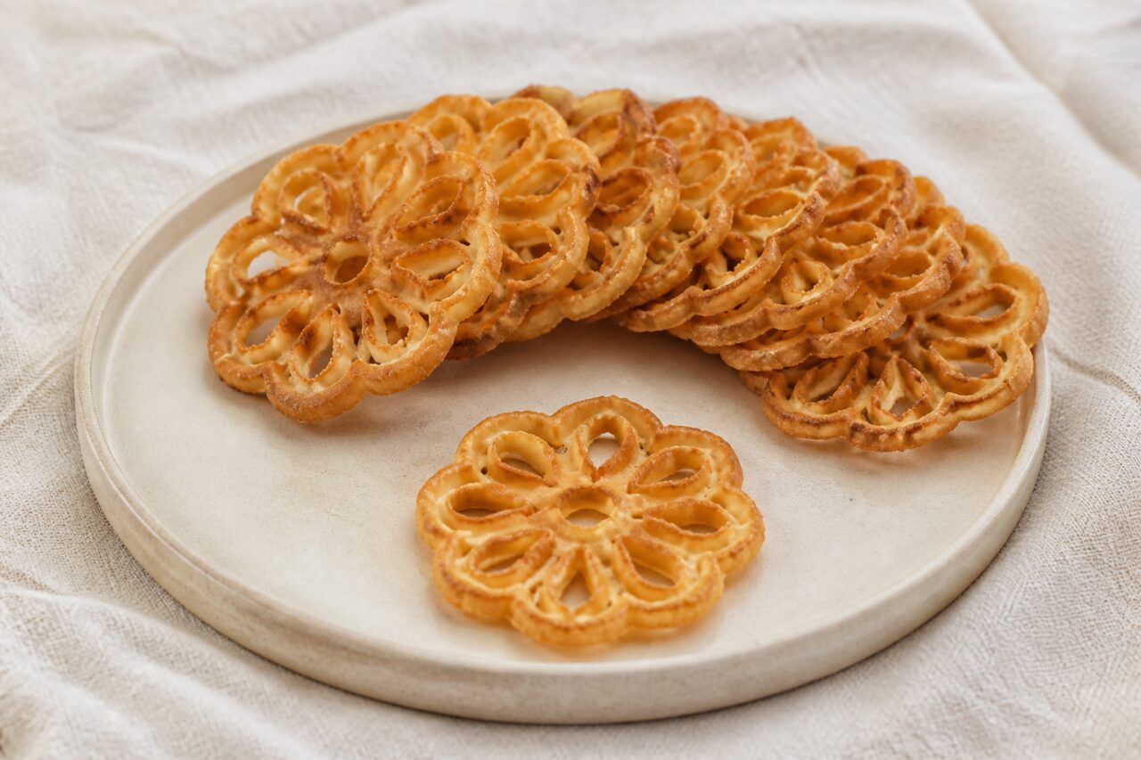 Achappam do Kerala em biscoitos florais vazados