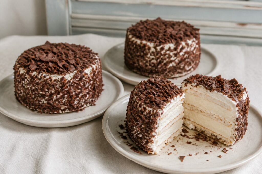 Raspas de chocolate cobrem o merveilleux de Lille